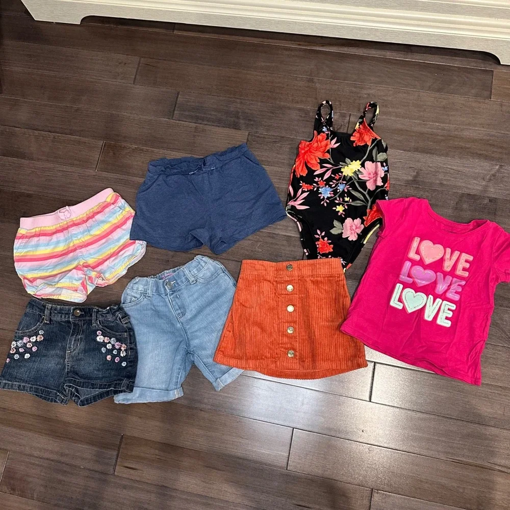 Girls 7 Piece Summer Clothing Bundle Lot Size 4/ 4T - Picture 2 of 5